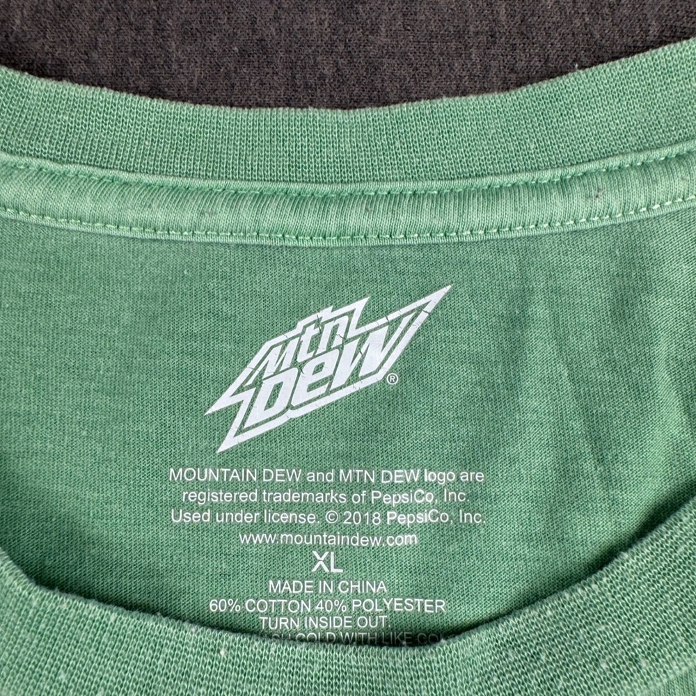 Mountain Dew Mens XL Green Graphic T-Shirt Do The Dew Vintage Style Logo 2018 - Picture 3 of 7
